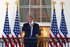Covid-19: el presidente Trump minimiza el peligro del virus al salir del hospital