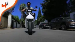 دراجة كهربائية تونسية لتخفيف الكلفة على المواطنين