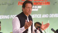 عمران خان