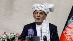 أشرف غاني، رئيس أفغانستان الهارب
