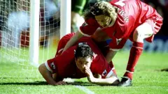 Fauler se pretvara da šmrče gol liniju