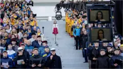 11-річна Варвара Бражник виконує "Ой у лузі червона калина"
