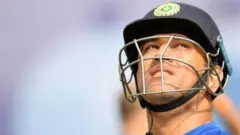 ధోనీ కూడా సచిన్, కపిల్ దారిలోనే వెళ్తున్నాడా
