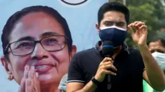 ममता बनर्जी और अभिषेक बनर्जी