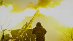 Ukrainian crew fire artillery shell. File photo
