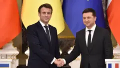 макрон