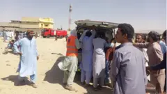 مستونگ