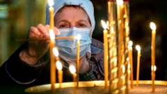 В соборе Рождества Христова в Южно-Сахалинске на Пасху