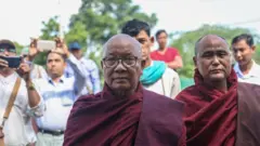 ပုဒ်မ ၅၀၀၊ ၅၀၅ (ခ)တို့နဲ့ အလယ်ပိုင်းတိုင်း စစ်ဌာနချုပ်က ဒုဗိုလ်မှူးကြီး သော်တာထွေးက တရားလိုပြုလုပ်ပြီး အမှုဖွင့်ခဲ့