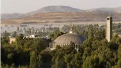 يقال إن أكسوم هي مسقط رأس ملكة سبأ الوارد ذكرها في الكتاب المقدس
