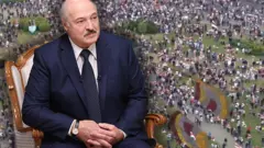 После предизентских выборов в Беларуси прошел месяц, все это время там не прекращаются протесты.
