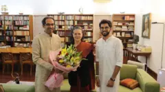 आदित्य ठाकरे