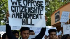নাগরিকত্ব বিলের বিরুদ্ধে আসামের গুয়াহাটিতে প্রতিবাদ। ৩রা ডিসেম্বর, ২০১৯