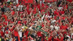 جماهير المغرب في استاد الثمامة في قطر