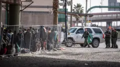 Centro de detención de migrantes en El Paso, Texas.