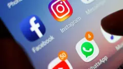 تطبيقات للتواصل الاجتماعي