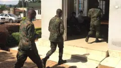 Abasirikare bakekwa bageze ku rukiko