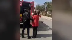 بالفيديو: إنفجار أمام السفارة الأمريكية في تونس