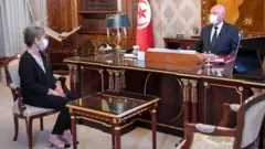 قيس سعيد ونجلا بودن رمضان
