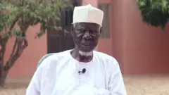 Tsoffafin ma'aikatan sun yi bayanai ne a kan yadda suka samu aikin BBC da yadda ya kasance musu, da rayuwa bayan sun bar aikin da dai wasu abubuwan da suka shafe su.