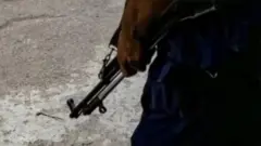 পুলিশ