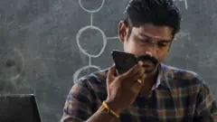 ஏழை மாணவர்கள் படிக்க ரேடியோ உருவாக்கிய அரசு பள்ளி ஆசிரியர்