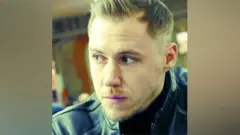 Mwanaume huyo alijitambulisha kwa jina la Viktor Muller Ferreira na alikuwa ametuma maombi ya mafunzo ya kazi bila malipo katika taasisi hiyo, yenye jukumu la kuchunguza, miongoni mwa tuhuma zingine, uhalifu wa kivita unaowezekana kufanywa katika Vita vya Ukraine.