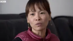 뉴욕 아시아 이민자 거주지인 플러싱의 한 마사지 업소에서 일하는 미아