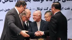 در دوران تازه تحریم‌های دولت آمریکا علیه حکومت ایران، توسعه میدان گازی پارس جنوبی یک‌بار دیگر به محاق رفته است.