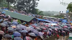 वर्षामा छाता