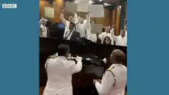 ''ප්‍රෝඩාව වානා..ඡන්දයයි ඕනා''