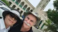 جيم فيتون وزوجته ساريجا.