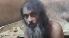 ઘરમાં પુરાઈ રહેલી વ્યક્તિ