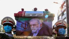مراسم تشييع فخري زاده التي أقيمت في طهران.