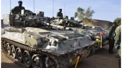 awọn ọmọ ogun ninu awọn ọkọ ogun kan