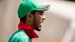 বাংলাদেশি ক্রিকেটার সাইফ হাসান: ভিসা ফুরিয়ে যাওয়ায় আটকা পড়েন কলকাতায়