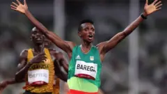 ኣትሌት ሰለሞን ባረጋ