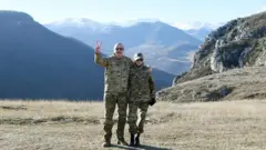 Azerbaycan Devlet Başkanı İlham Aliyev ve eşi Mihriban Aliyeva geri alınan toprakları birçok kere ziyaret etti