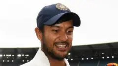 టీమిండియా హెడ్ కోచ్ రవిశాస్త్రితో మయాంక్ అగర్వాల్
