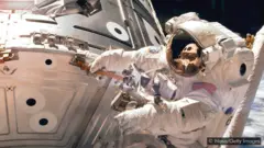 luar angkasa, astronaut, ISS, mars, bulan