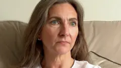 تحقيق لبي بي سي عن الكشف على راكبات بعد العثور على طفل لقيط