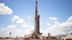 Un bloc de forage pétrolier géré par la société britannique Tullow Oil dans le bassin de Lokichar, dans le comté de Turkana, dans le nord du Kenya.