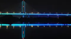 جسر صموئيل دي شامبلين ليلاً، مونتريال، كندا