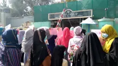 अफगान महिला