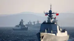 中俄軍艦首次同時穿越津輕海峽與台海自由航行