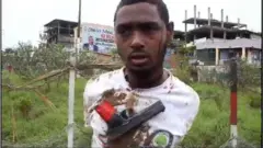 አማኑኤል ወንድሙ ቅድሚ ምቕታሉ ዝተወስደ ምስሊ