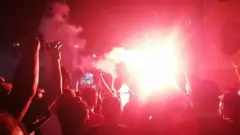 Süveyş'te yaklaşık 200 kişi Cumartesi gecesi protestolara katıldı