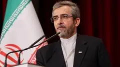 با قری