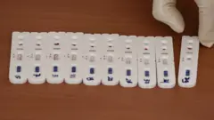 Bimwe mu bikoresho byifashishwa mu gupima Covid-19 mu buryo bwihuse