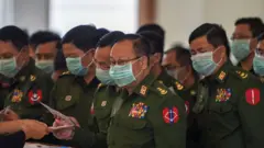 တပ်မတော် သားကိုယ်စားလှယ်များ